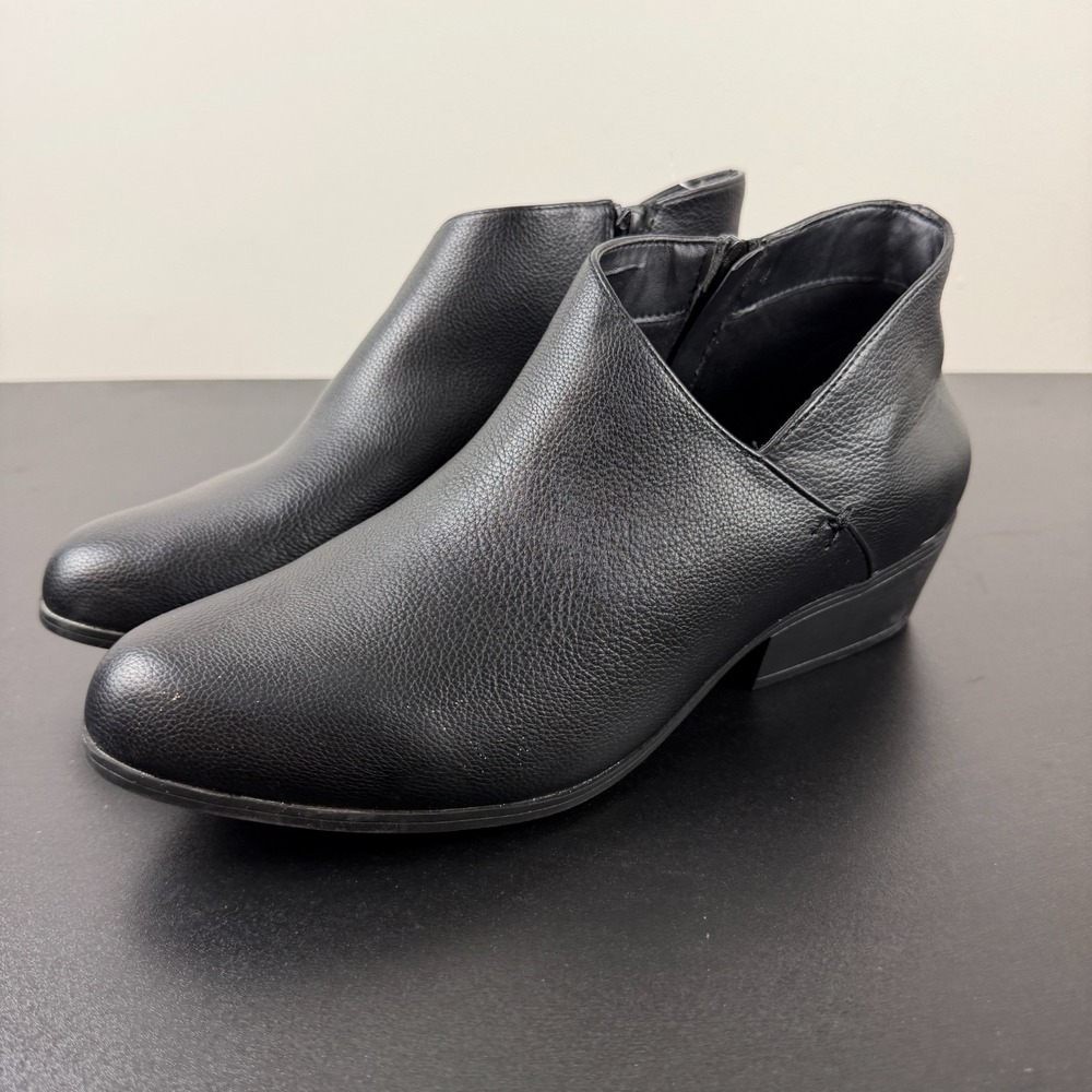 Aerosoles Cayu Bootie Women's 12W Black Faux Leather Low Heel Classic Side Zip